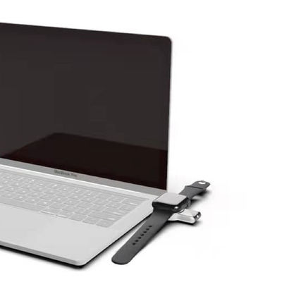 좋은 가격 5V 0.5A 화이트 애플 워치 무선 충전기 무선 자기 연결 온라인으로