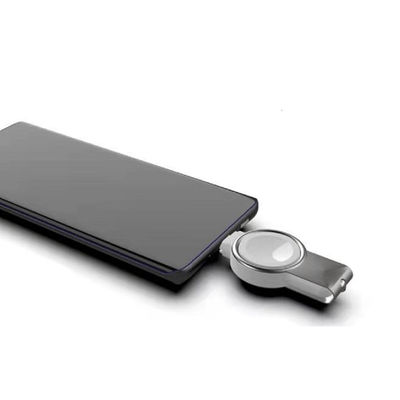 좋은 가격 사용자 정의 로고 듀얼 인터페이스: USB A + USB C 5V 0.5A USB A / USB C 인터페이스 모든 시리즈 온라인으로